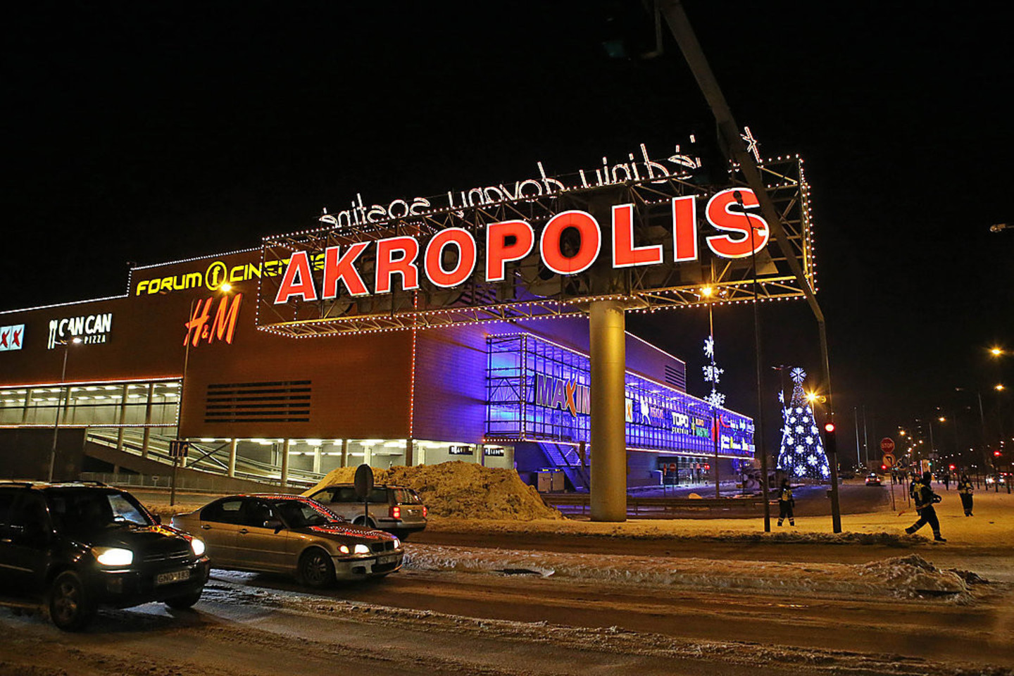 Šiaulių policija sulaikė telefoninius teroristus, grasinusius Šiaulių „Akropoliui“.