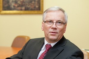 Kas pakeistų dabartinį finansų ministrą?