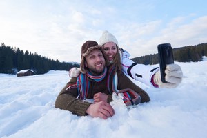 Nenaudokite telefono lauke – bus tik blogiau