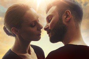 Kas sieja Vaidą Baumilą ir Aistę Smilgevičiūtę?