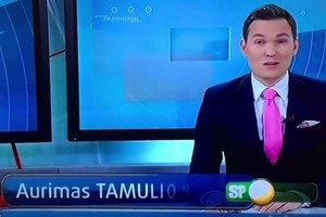 Žinių eteryje vedėjas A. Tamulionis ištarė ne tuos žodžius
