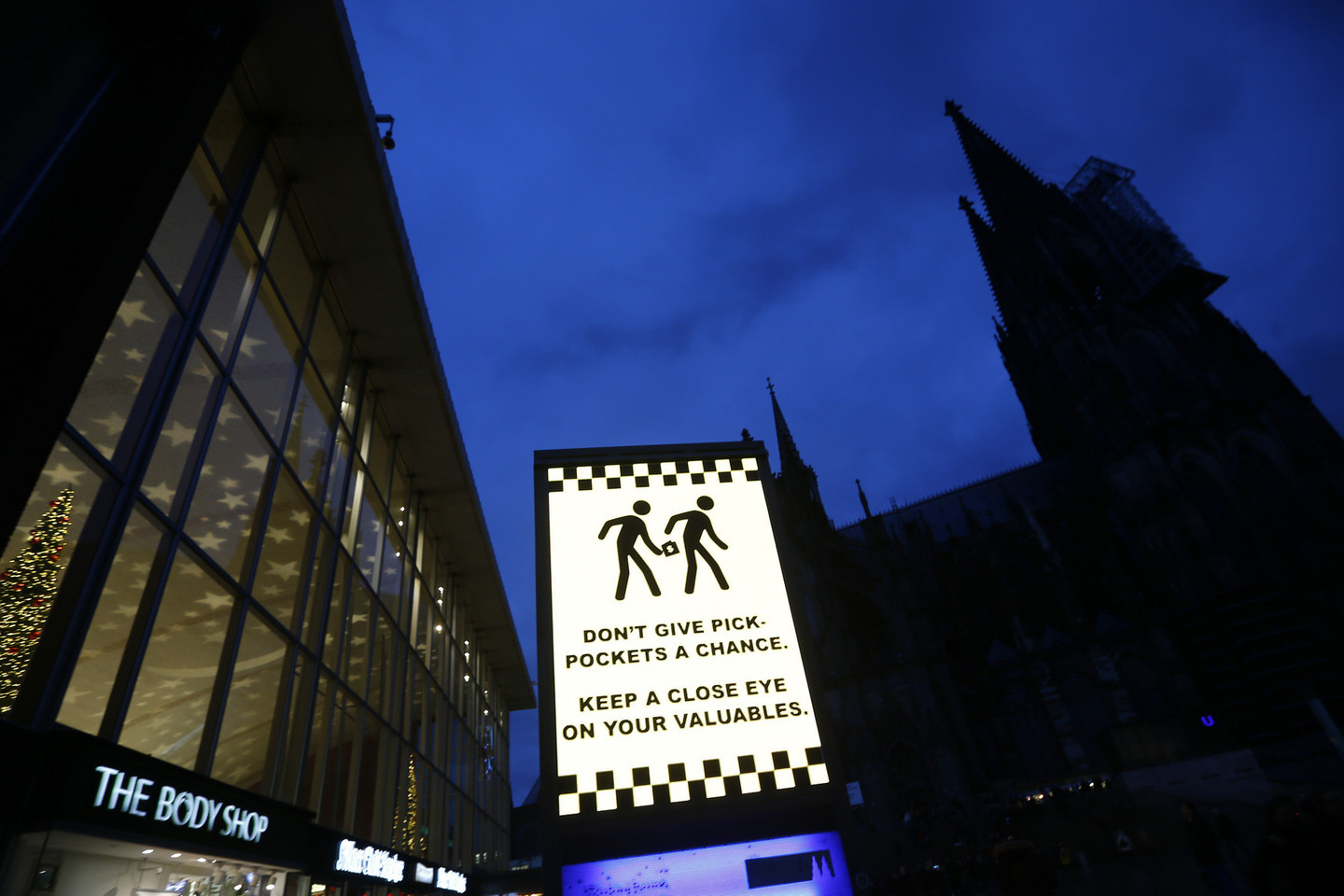 Naujųjų metų naktį Vokietiją sukrėtė seksualinių nusikaltimų virtinė.<br>„Reuters“/“Scanpix“ nuotr.