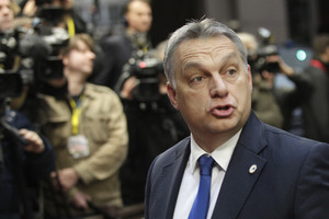 V.Orbanas ir J.Kaczynskis už uždarų durų kalbėjosi 6 valandas