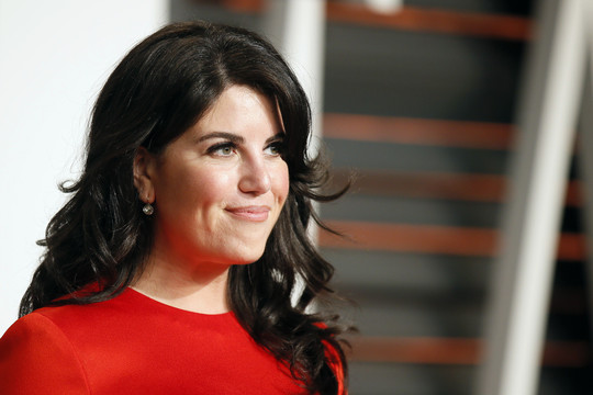 D. Trumpas prieš H. Clinton: ištraukta Monicos Lewinsky korta