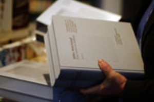 Adolfo Hitlerio „Mein Kampf“ po 70 metų vėl prekyboje