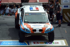 Dakaro aukos: žuvo lenktynininko partrenktas žiūrovas