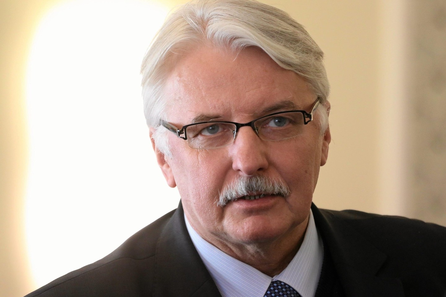Witoldas Waszczykowskis iškvietė Vokietijos ambasadorių Varšuvoje dėl „antilenkiškų vokiečių politikų komentarų“.