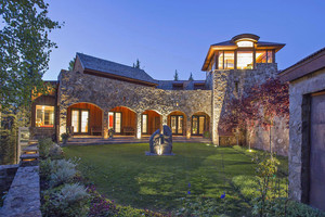 Televizijos laidų vedėja sau tai gali leisti – ypatingus namus