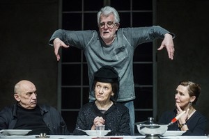 Lietuvių „Didvyrių aikštę“ lenkų kritikai liaupsinte liaupsino