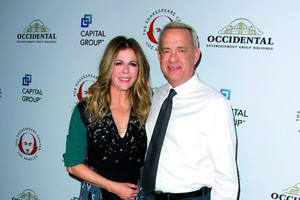 Tomas Hanksas džiaugiasi, kad jo žmona Rita Wilson išsigydė vėžį