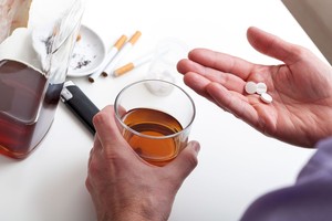 Kas sumokės už priverstinį alkoholikų gydymą?