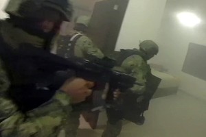 Paviešinti susišaudymo su „Neūžaugos“ pakalikais vaizdai