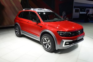 „Volkswagen“ ambicijos: nori sukurti tobulą hibridinį visureigį