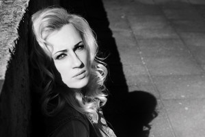 Augustė Vedrickaitė grįžta su tikrais išgyvenimais paremta daina