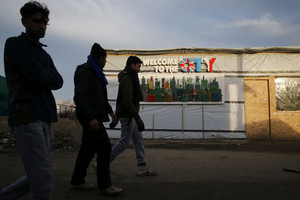 Pabėgėlių stovykloje – Davido Camerono gatvė