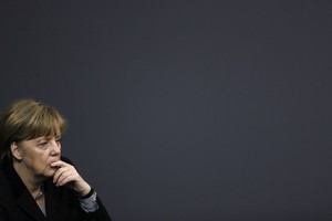 Politikas nusiuntė kanclerei A. Merkel autobusą su pabėgėliais