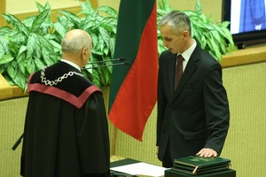 Siūlo teismams suteikti galią pradėti ikiteisminį tyrimą