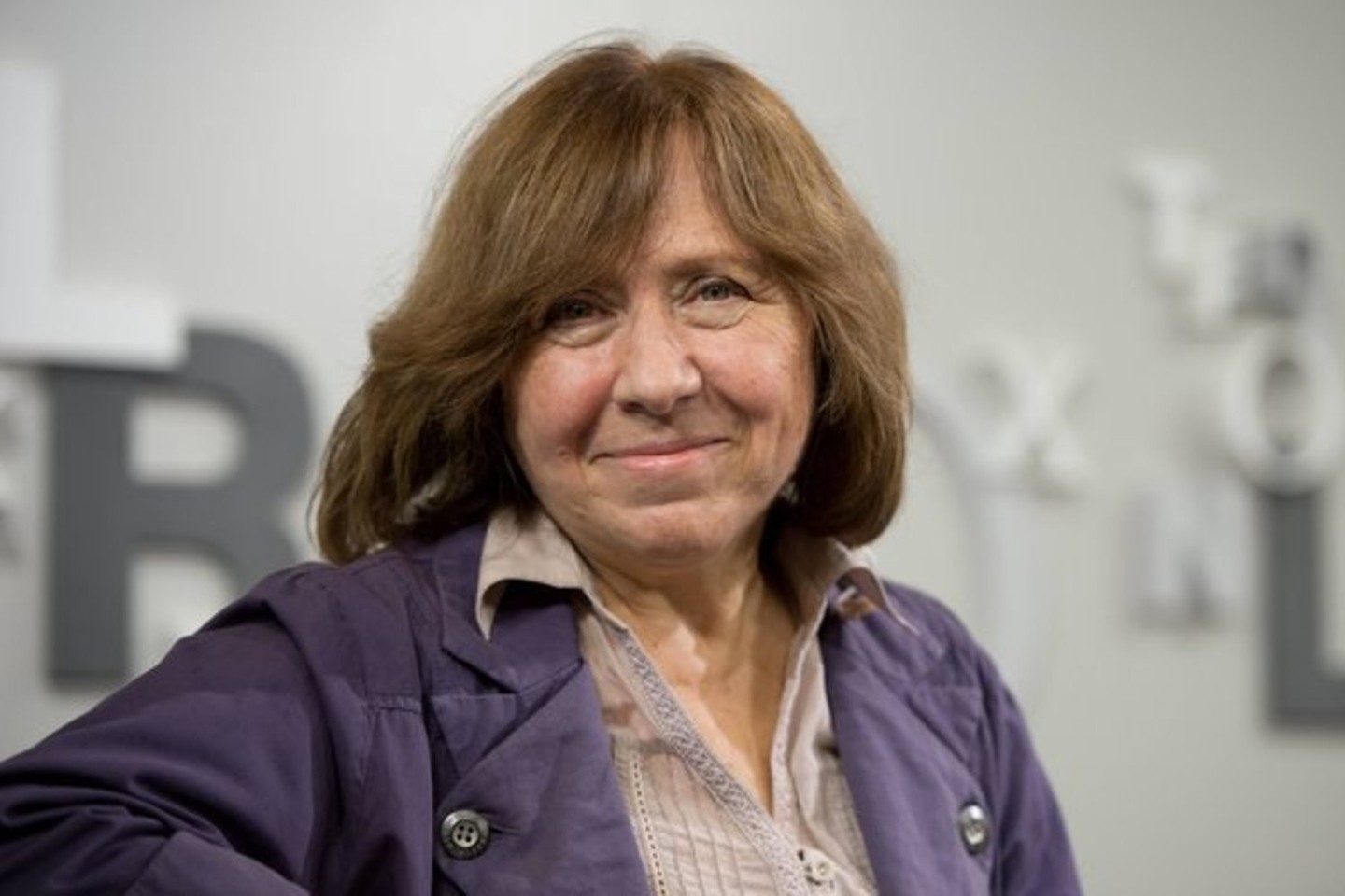 Tam, kad taptų keturiolikta Nobelio literatūros premija apdovanota moterimi, S.Aleksijevič prireikė net keturiasdešimt kūrybos metų.