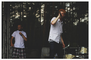 Lenkiškai repuojantis vilnietis Filmik skleidžia taikos žinią