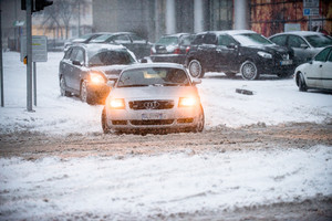 Ką daryti, jei prišalo automobilio stabdžiai