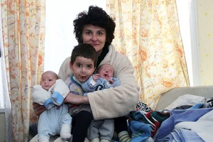 Kaunietės vargai: kad laukiasi dvynių, suprato nėštumo gale