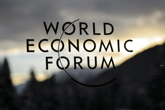 Davose į kasmetinį Pasaulio ekonomikos forumą susirinko politikos ir verslo elitas.<br>AP nuotr.
