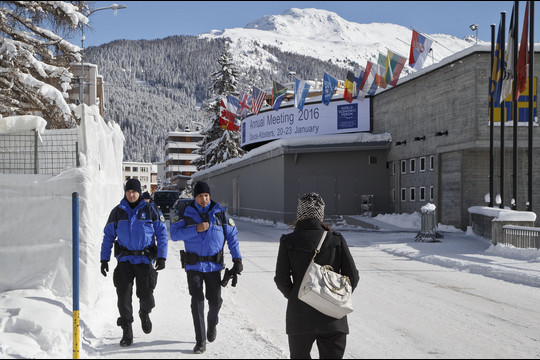 Davose į kasmetinį Pasaulio ekonomikos forumą susirinko politikos ir verslo elitas.<br>AP nuotr.