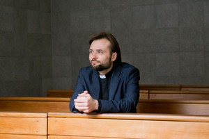 Kunigas pasakė, kodėl nepasirūpinę aplinkiniais kentėsime patys