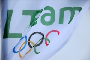 Pirmą kartą Lietuvoje – laipiojimo ledu varžybos