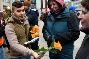 A.Merkel bendražygiai prašo persigalvoti dėl pabėgėlių