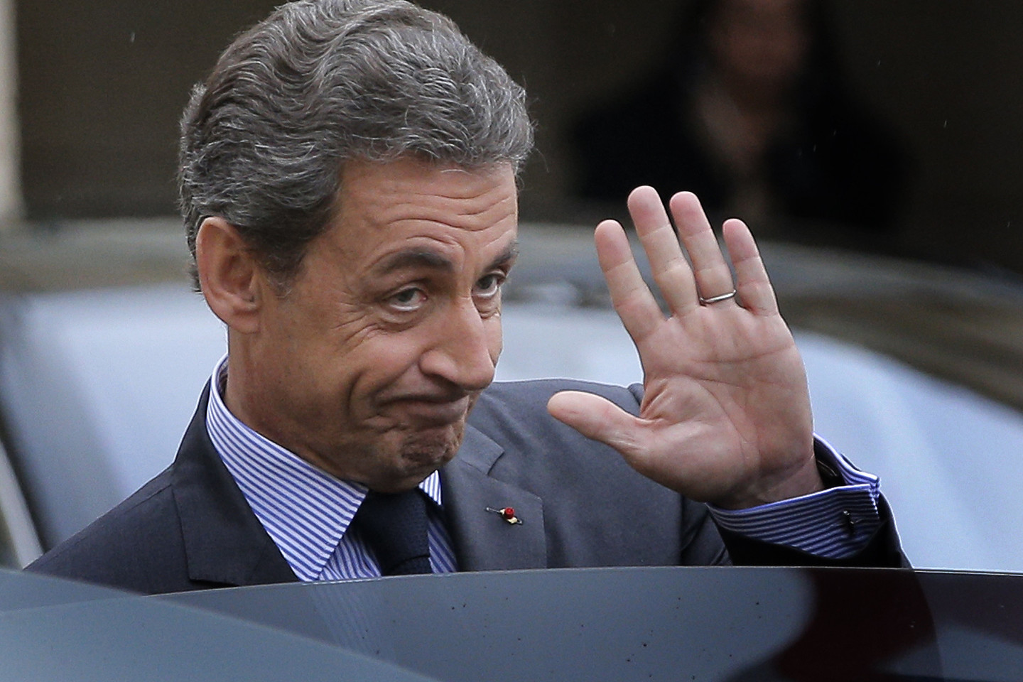Nicolas Sarkozy atsiprašo už savo prezidentavimo klaidas.<br>AP nuotr.