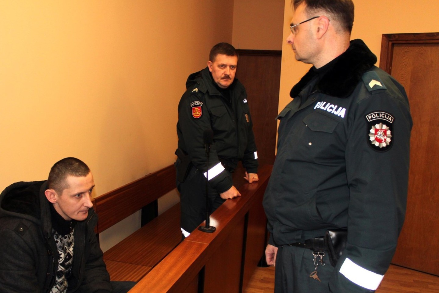 Kaltinamasis J.Kuchtarukas virpėjo prieš nuosprendį.