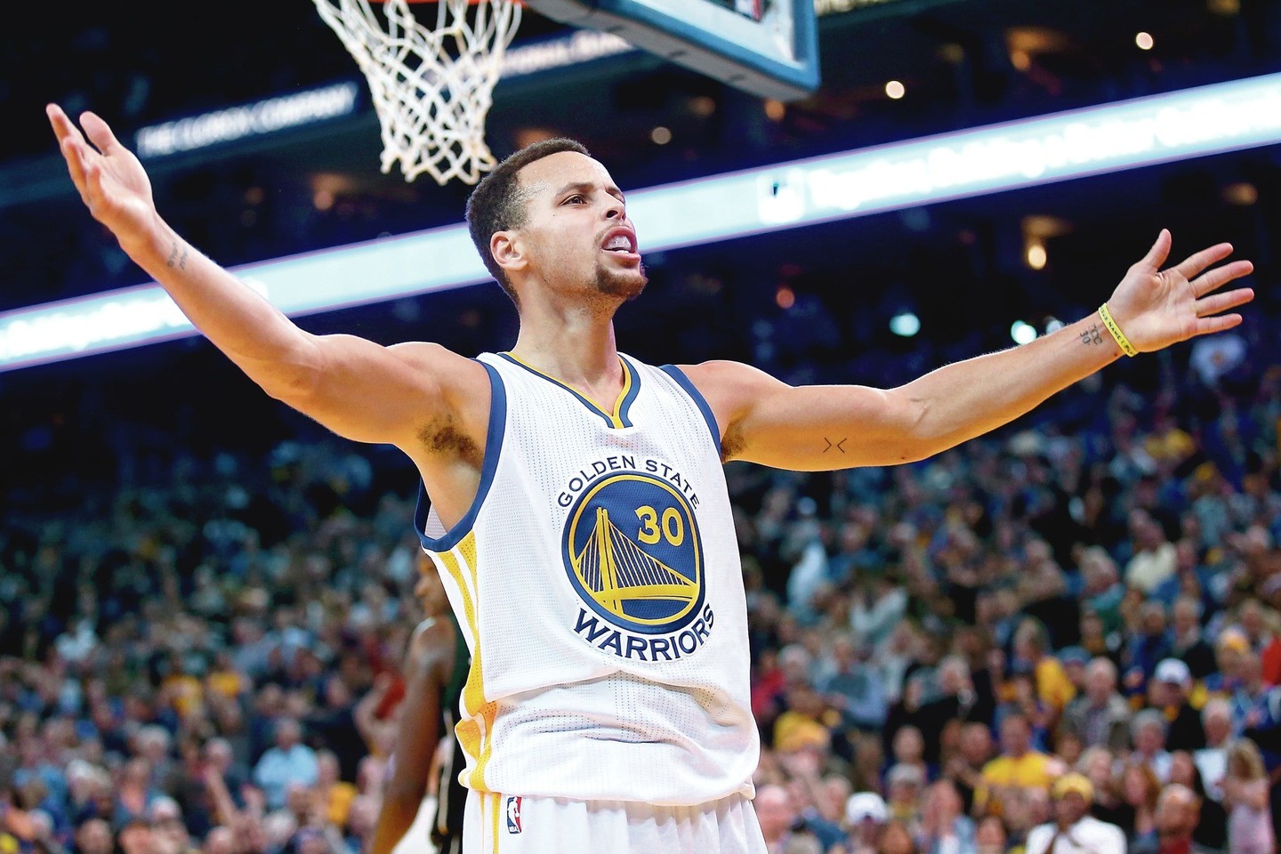S.Curry mėgaujasi dar vienu nuostabiu sezonu NBA – „Warriors“ snaiperis renka po 29,9 taško per rungtynes.