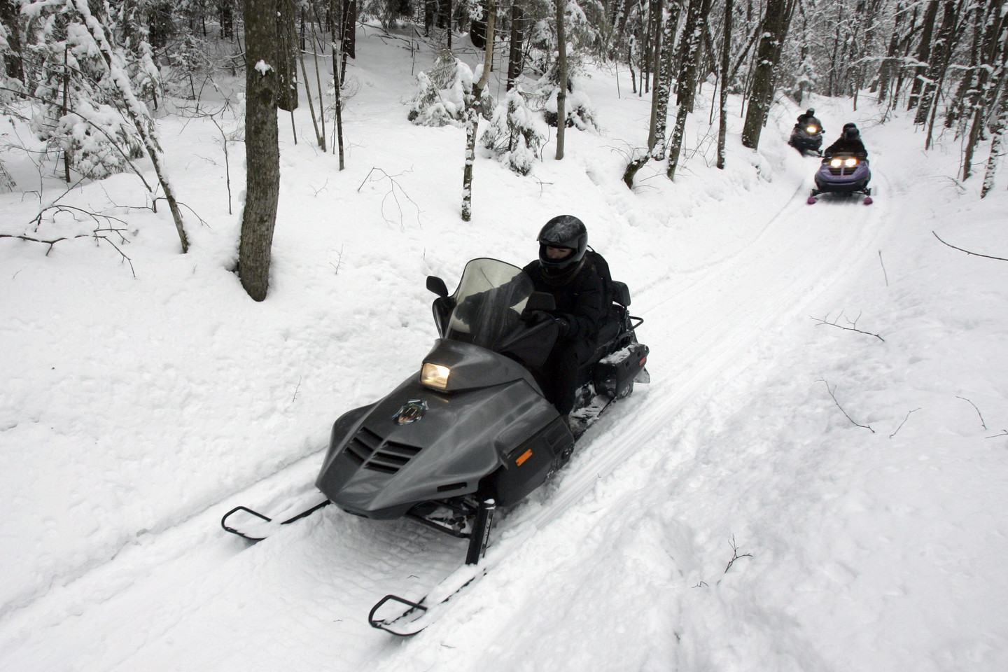 Per pasivažinėjimą sniego motociklu nukentėjo 16-metis.