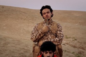 „Islamo valstybė“ paskelbė „Paryžiaus užpuolikų“ vaizdo įrašą