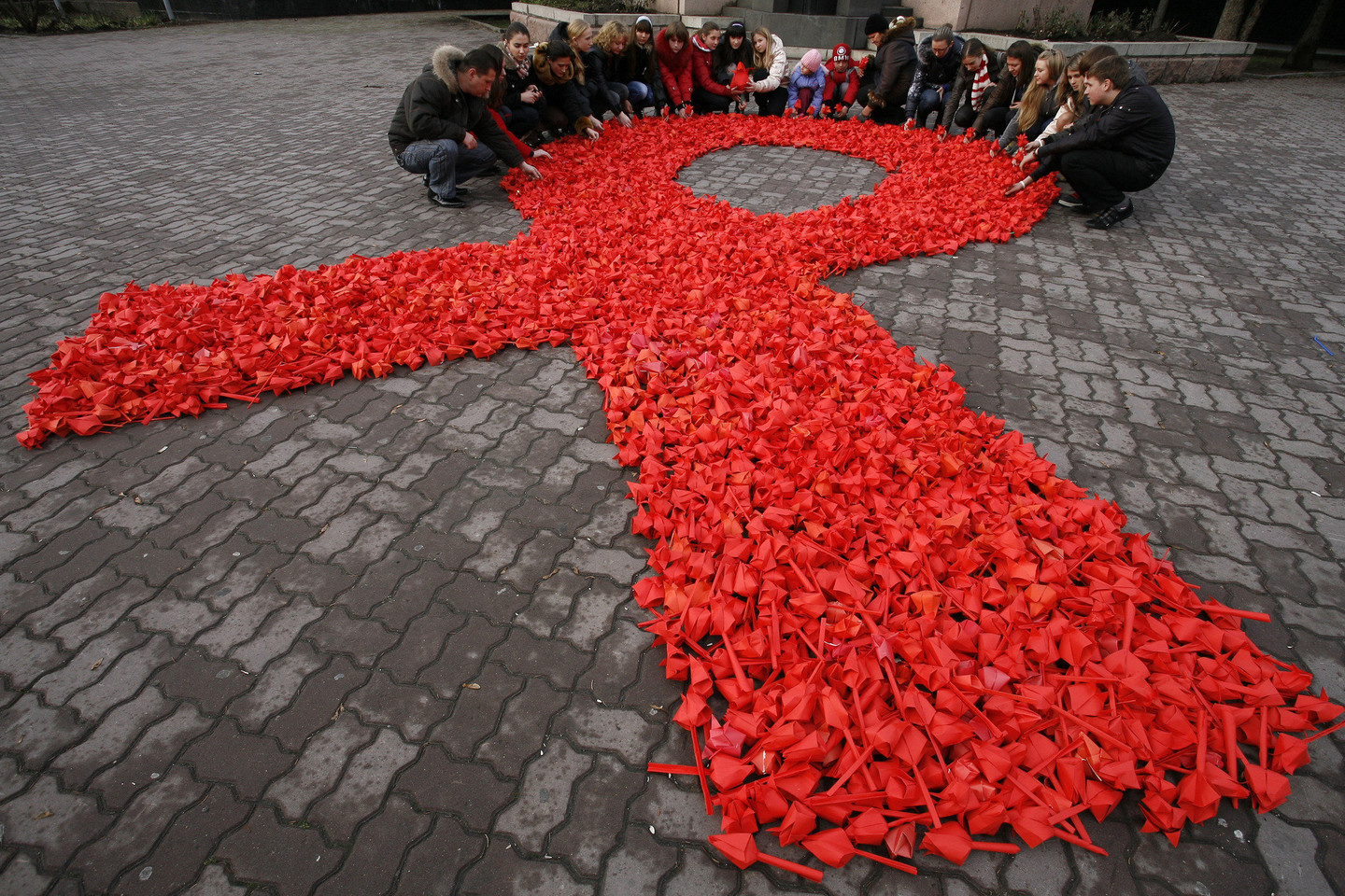 V.Pokrovskio teigimu, iš tikrųjų užsikrėtusių ŽIV Rusijoje gali būti net iki 1,5 mln., o tai sudarytų mažiausiai 1 proc. visos šalies populiacijos.<br>„Reuters“/“Scanpix“ nuotr.