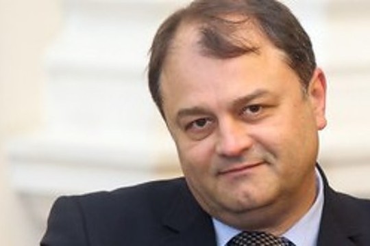 Galvosūkis: kur turi kalėti aferų meistras S. Rachinšteinas?