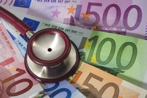 Išrauti korupciją padės jaunoji medikų karta