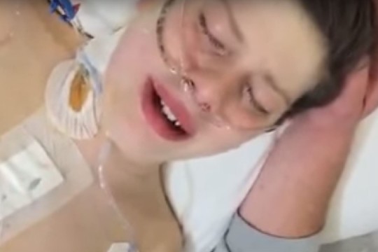 Po operacijos ištartais žodžiais vaikinas suvirpino visą pasaulį