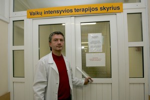 Garsus medikas R. Kėvalas pratrūko: „Tėvai vaikus muša mirtinai“