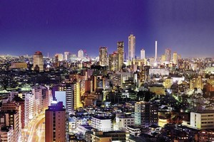 Vaikystėje įstrigusi ir ankštai į betoną supakuota Japonija