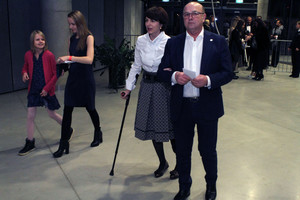 V. Matijošaičio mylimoji į M.A.M.A. atėjo pasiramsčiuodama lazda