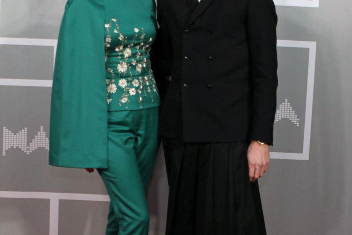 Žalią kostiumėlį Agnė Jagelavičiūtė vėliau iškeitė į mėlyną suknelę.<br>M.Patašiaus, J.Stacevičiaus ir T.Bauro nuotr.