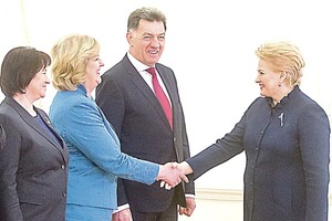 Už viešai išpažintą nuodėmę ministrė staigiai nukryžiuota