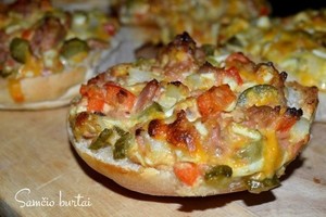 Tegu savaitgalis prasideda skaniai: karšti sumuštiniai su tunu