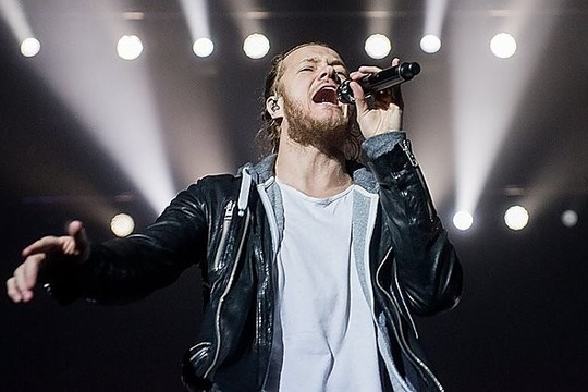 „Siemens“ arenoje šėlo grupės „Imagine Dragons“ gerbėjai