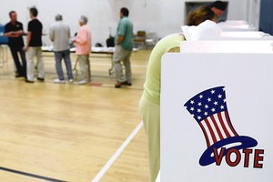 Amerika pradeda balsuoti pirminiuose prezidento rinkimuose