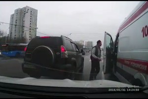 Greitajai kelią užkirtęs taksistas dėl to labai pasigailėjo