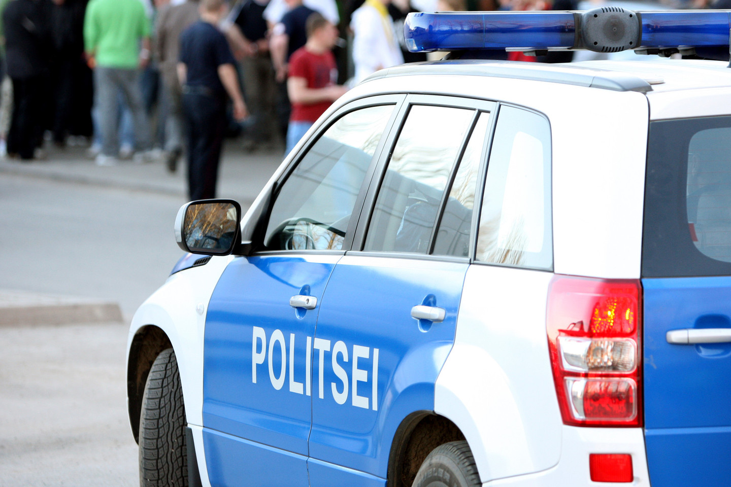 Gavę Estijos policijos prašymą, Lietuvos pareigūnai surado nužudyto taksisto automobilį ir sulaikė du įtariamuosius.