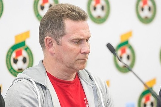 Olimpinis čempionas A. Narbekovas atidarė futbolo akademiją